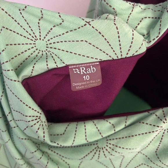 Rab Trance Tank Green Purple Geometric Womens Size 10 Athleisure Workout Preppy - Picture 5 of 10